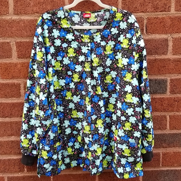 Dickies Sweaters - SZ XL Dickies Scrubs Cardigan Frogs Ladybugs VGUC